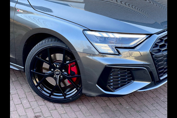 Audi A3 Sportback 45 TFSI e S edition Competition S3 Pano/Sfeer/Matrix