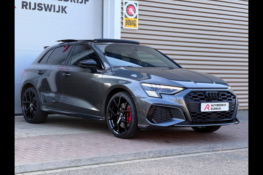 Audi A3 Sportback 45 TFSI e S edition Competition S3 Pano/Sfeer/Matrix