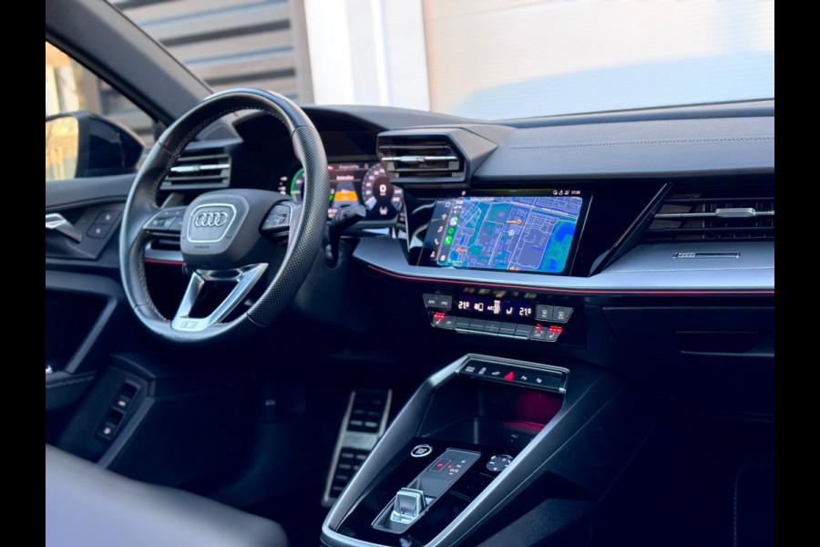 Audi A3 Sportback 45 TFSI e S edition Competition S3 Pano/Sfeer/Matrix