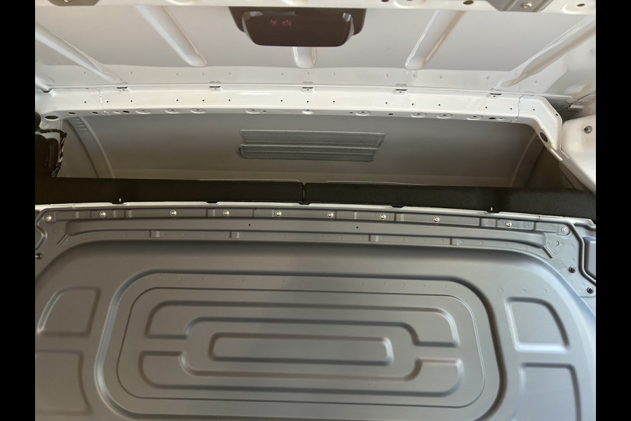 Mercedes-Benz Sprinter 317 CDI L2 H2 Pro LED / MBUX / Navigatie / Camera / Parkeersensoren / Cruise control / Airco / 270 Graden achterdeuren