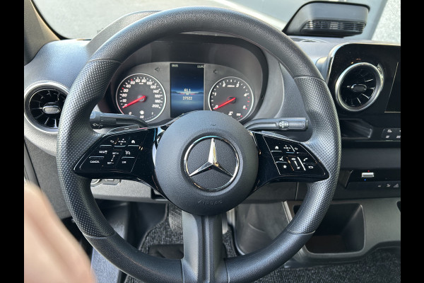 Mercedes-Benz Sprinter 317 CDI L2 H2 Pro LED / MBUX / Navigatie / Camera / Parkeersensoren / Cruise control / Airco / 270 Graden achterdeuren
