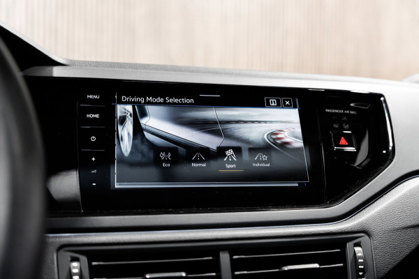 Volkswagen Taigo 1.5 TSI R-Line IQ DSG PANO