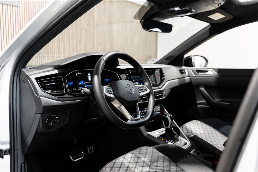 Volkswagen Taigo 1.5 TSI R-Line IQ DSG PANO