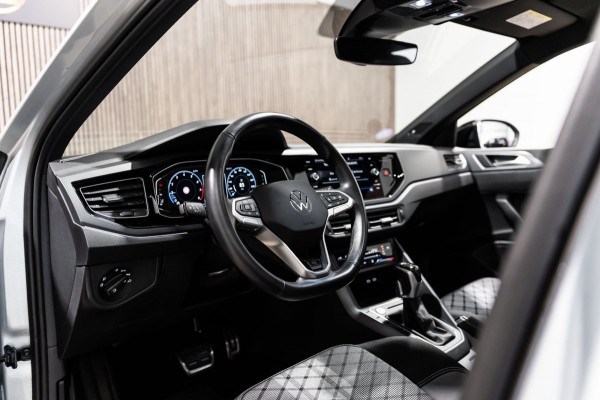 Volkswagen Taigo 1.0 TSI R-Line DSG IQ PANO CAMERA