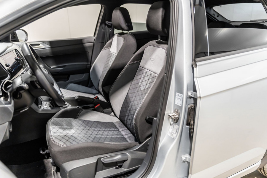 Volkswagen Taigo 1.0 TSI R-Line DSG IQ PANO CAMERA