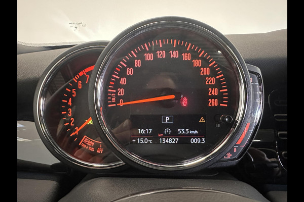 MINI Mini 1.5 Cooper Yours 5-DRS DCT-7 Aut. 136pk Panoramadak Sportstoelen Navi Carplay PDC Achter+Camera Full LED Armsteun Cruise Control Stoelverwarming
