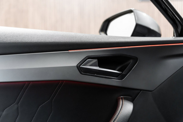 CUPRA Formentor 1.4 e-Hybrid Performance PANO LED CAMERA LEDER