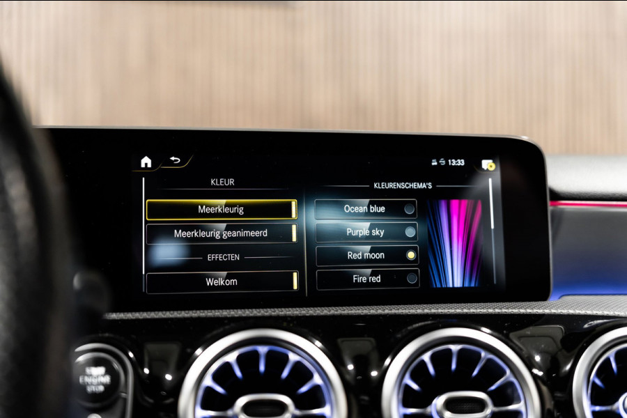 Mercedes-Benz A-Klasse 220 Limo PANO LED SFEERVERLICHTING