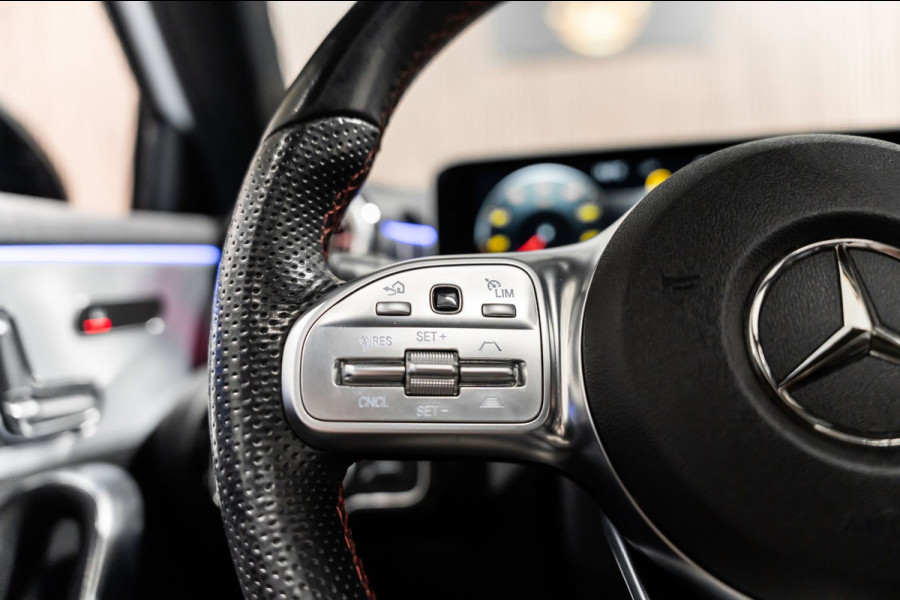 Mercedes-Benz A-Klasse 220 Limo PANO LED SFEERVERLICHTING