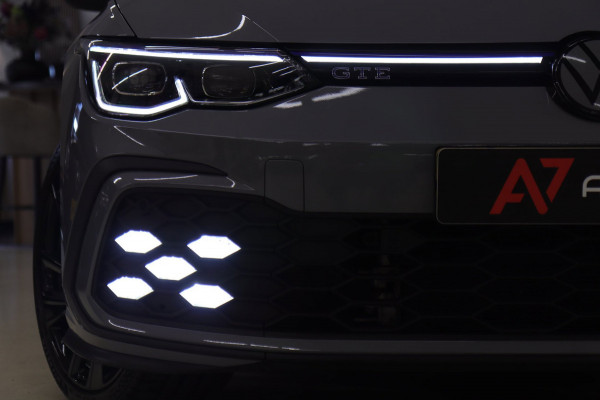 Volkswagen Golf 1.4 eHybrid GTE /PANO/IQLIGHT/CAM/CARPLAY/ACC/LANE ASSIST/STOELVERWARMING/STERRENHEMEL/VOL