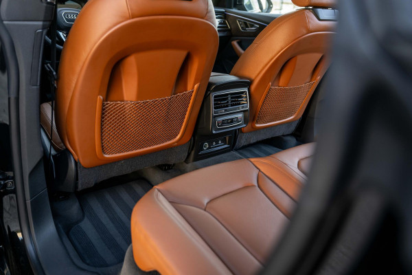 Audi Q8 55 TFSI e quattro S-Line Nightvision Softclose SQ8