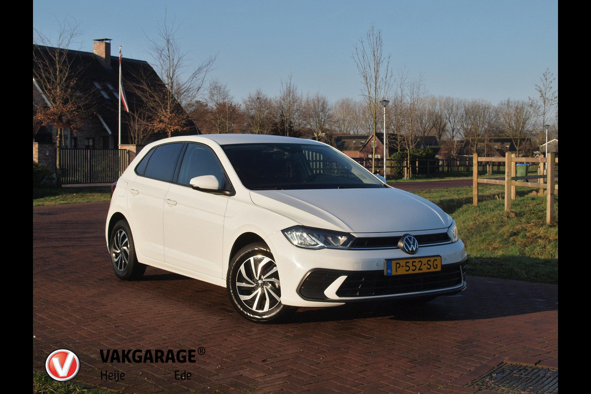Volkswagen Polo 1.0 TSI Life Business | Apple Carplay | Stoelverwarming | Parkeersensoren | Privacy Glas | NL-Auto |