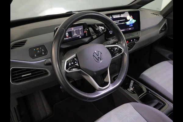 Volkswagen ID.3 Pure 45 kWh 150pk| SoH 94% | trekhaak afn.kogel| Navi| stuur en voorstoelen verwarmd| Interieur voorverwarming|