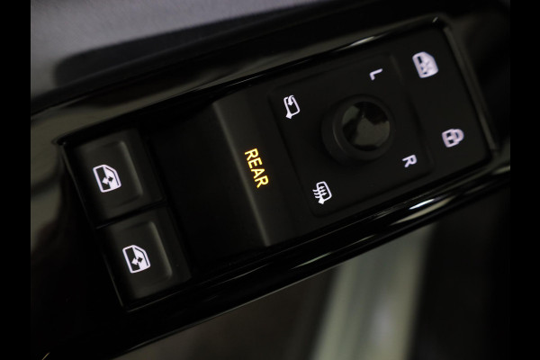 Volkswagen ID.3 Pure 45 kWh 150pk| SoH 94% | trekhaak afn.kogel| Navi| stuur en voorstoelen verwarmd| Interieur voorverwarming|