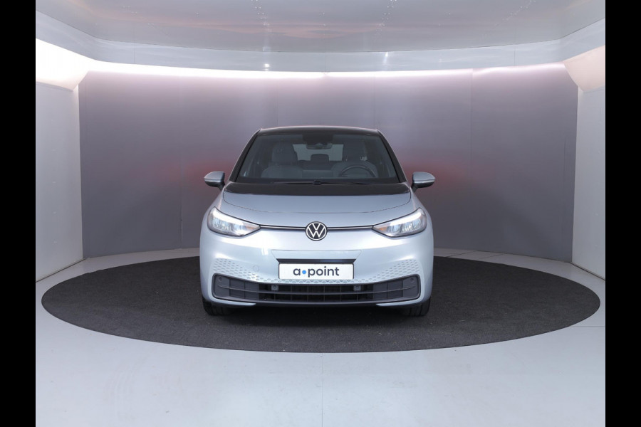 Volkswagen ID.3 Pure 45 kWh 150pk| SoH 94% | trekhaak afn.kogel| Navi| stuur en voorstoelen verwarmd| Interieur voorverwarming|