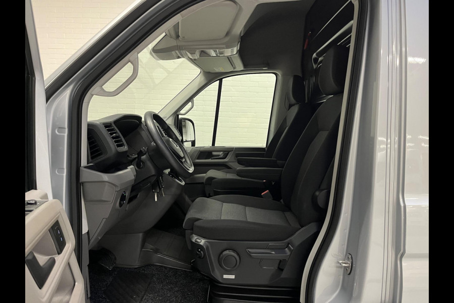 Volkswagen Crafter Automaat DSG 35 2.0 TDI 177pk euro6 L3H3 Highline, 2xMassage stoel, Airco, Navigatie, Trekhaak, RIJKLAARPRIJS!