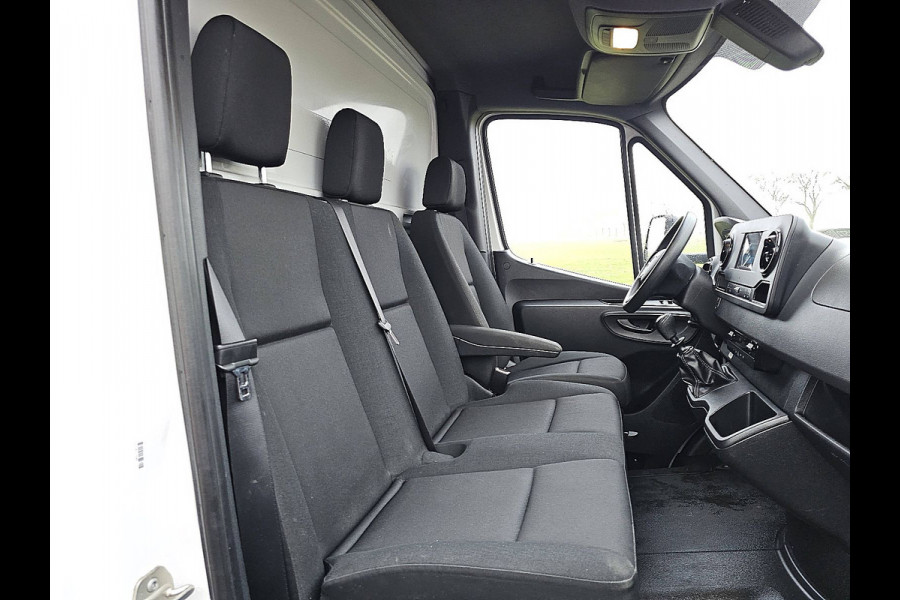 Mercedes-Benz Sprinter 315 1.9 CDI L2H2 Bakwagen Laadklep Zijdeur Spoiler Euro6 150pk Mbux + Carplay!