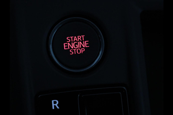 CUPRA Leon 1.4 eHybrid | Stoelverwarming | Adaptive cruise | Navigatie | Carplay | Sportstoelen | Stuurverwarming | Parkeerhulp | Full LED | Keyless | Half leder | PHEV | Plug In