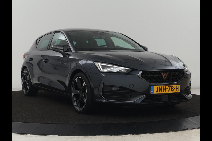 CUPRA Leon 1.4 eHybrid | Stoelverwarming | Adaptive cruise | Navigatie | Carplay | Sportstoelen | Stuurverwarming | Parkeerhulp | Full LED | Keyless | Half leder | PHEV | Plug In