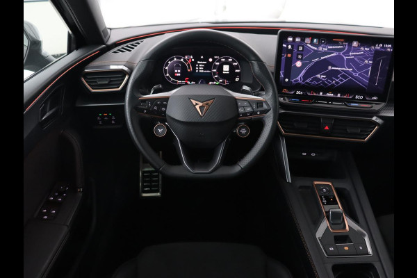 CUPRA Leon 1.5 eHybrid Business | Stoelverwarming | Adaptive cruise | Camera | Carplay | Sportstoelen | Matrix LED | Keyless | PHEV | Plug In