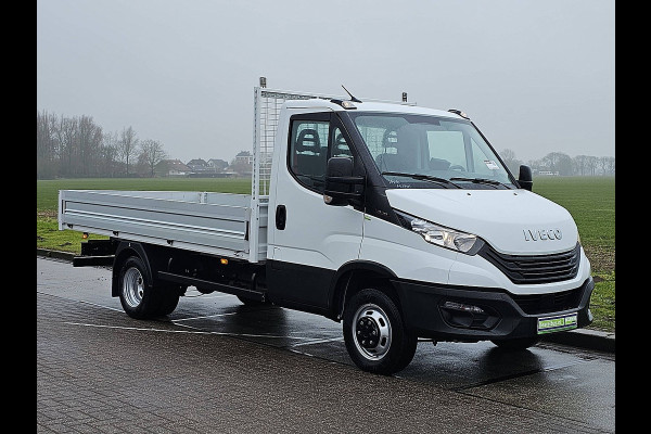 Iveco Daily 35C16V 2.3 352 open laadbak, 4m., 3.0L, airco, dubbel lucht, trekhaak, 23 dkm.