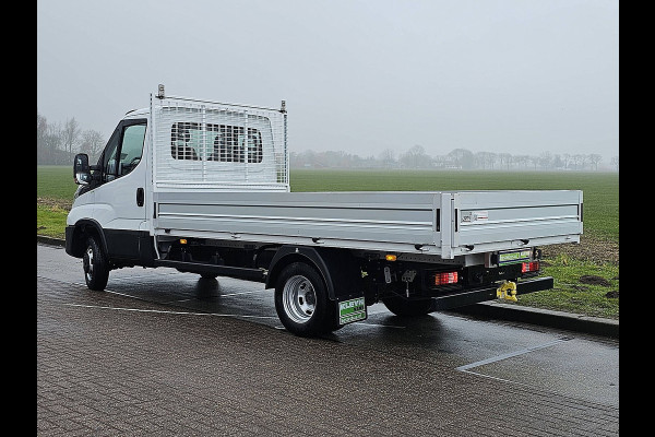 Iveco Daily 35C16V 2.3 352 open laadbak, 4m., 3.0L, airco, dubbel lucht, trekhaak, 23 dkm.