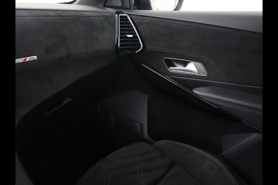 DS 7 Crossback E-Tense Performance Line 225 | SOH 90% | Stoelverwarming | Adaptive cruise | Alcantara | Keyless | Full LED | Carplay | Navigatie | Memory | Digital Cockpit | Dodehoek detectie | DAB | Getint glas | PHEV | Plug In