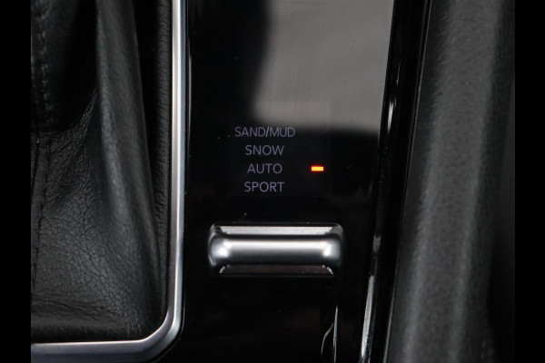 Jeep Compass 4xe 240 Plug-in Hybrid 80th Anniversary | 360 Camera | Adaptive cruise | Full LED | Carplay | Keyless | Half leder | Navigatie | Park Assist | Climate control | PHEV