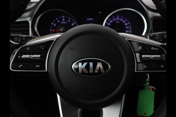 Kia Ceed 1.4 T-GDi DynamicLine | Automaat | Camera | Trekhaak | Carplay | Navigatie | Climate control | DAB | Cruise control | Parkeerhulp