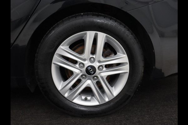 Kia Ceed 1.4 T-GDi DynamicLine | Automaat | Camera | Trekhaak | Carplay | Navigatie | Climate control | DAB | Cruise control | Parkeerhulp