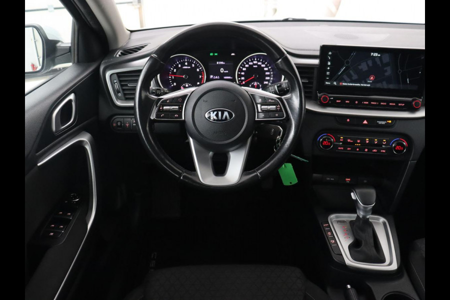 Kia Ceed 1.4 T-GDi DynamicLine | Automaat | Carplay | Camera | Navigatie | Parkeerhulp | Climate control | Bluetooth | Cruise control