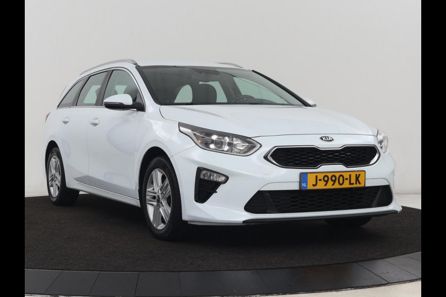 Kia Ceed 1.4 T-GDi DynamicLine | Automaat | Carplay | Camera | Navigatie | Parkeerhulp | Climate control | Bluetooth | Cruise control