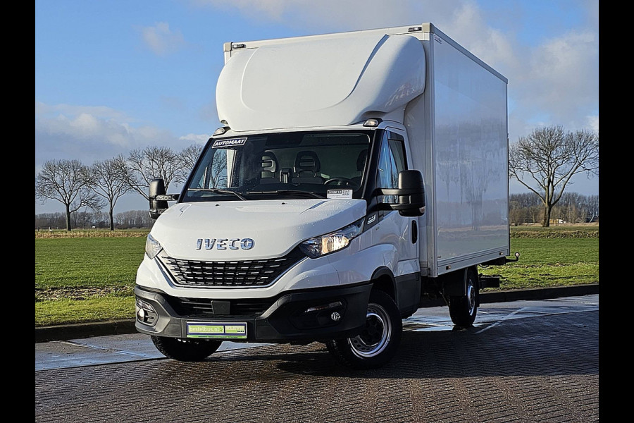 Iveco Daily 35S14V 2.3 352 gesloten laadbak, laadklep, zijdeur, spoiler, automaat, airco