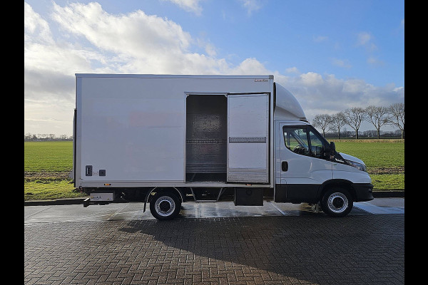 Iveco Daily 35S14V 2.3 352 gesloten laadbak, laadklep, zijdeur, spoiler, automaat, airco