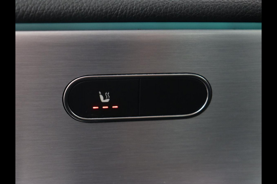 Mercedes-Benz A-Klasse 250e AMG Limited | SOH 94,7% | Carplay | Stoelverwarming | Leder/Alcantara | Widescreen | Sfeerverlichting | Navigatie | Camera | Full LED | Park Assist | PHEV | Plug In