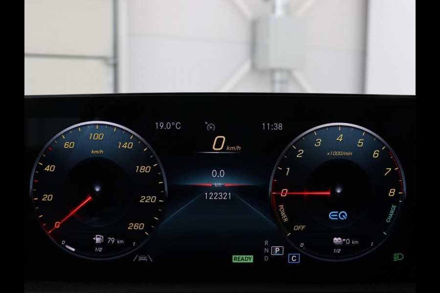 Mercedes-Benz A-Klasse 250e AMG Limited | SOH 94,7% | Carplay | Stoelverwarming | Leder/Alcantara | Widescreen | Sfeerverlichting | Navigatie | Camera | Full LED | Park Assist | PHEV | Plug In