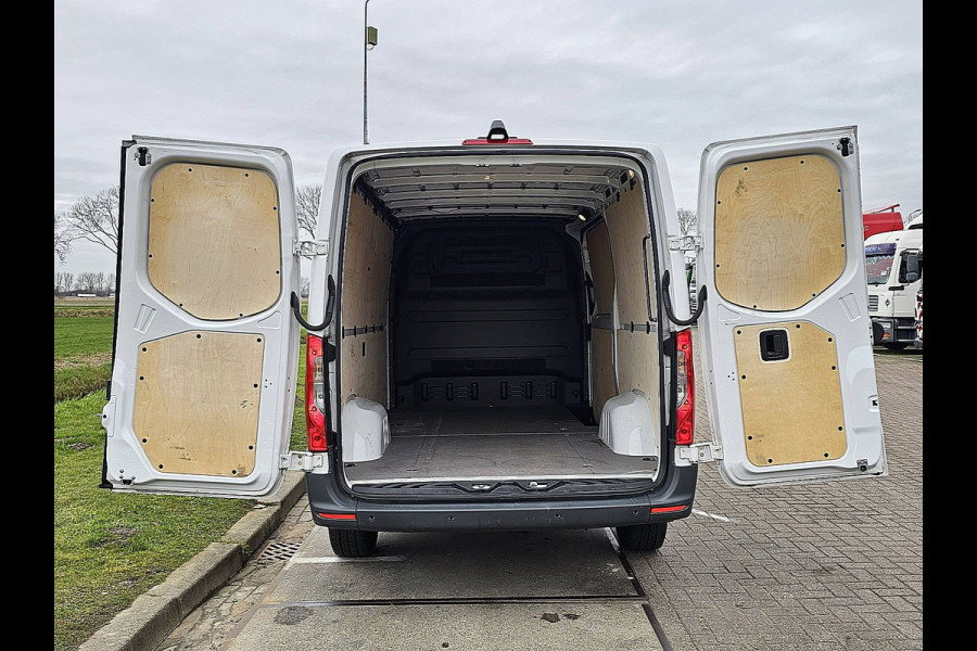 Mercedes-Benz Sprinter 317 1.9 CDI L2H1 Navi Automaat Mbux Camera Adaptieve Cruise Airco PDC Euro6 170 PK!