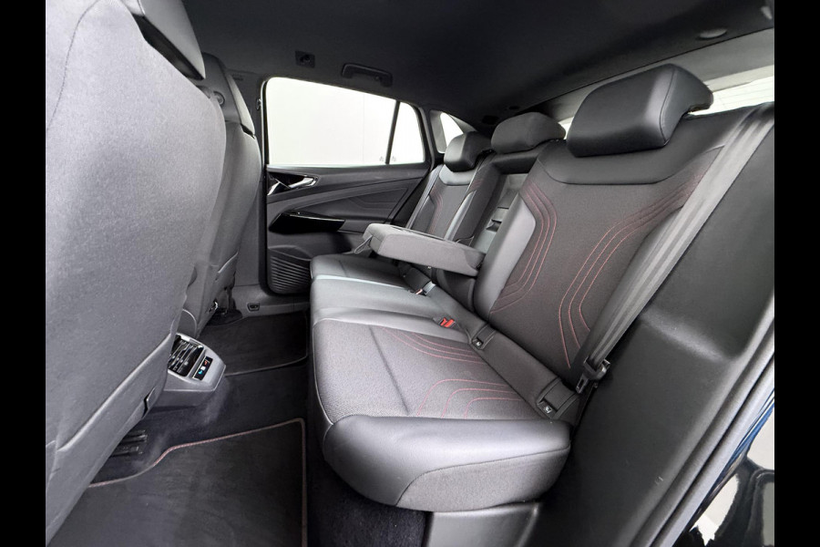 Volkswagen ID.4 GTX 4Motion 77 kWh VAN €34.900,- NU VOOR SLECHTS €30.877,- Uw LENTEVOORDEEL €4.023,-!300PK | SOH 89% | WARMTEPOMP | HEADUP DISPLAY | ACC CRUISE CONTROLE |  ELECTRISCHE TREKHAAK | MATRIX-LED-KOPLAMP (IQ.LIGHT) | STOEL + STUURWIELVERWARMING | RIJKLAAR GELEVERD MET 12 MND BOVAG GARANTIE