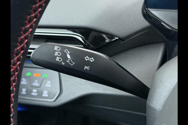 Volkswagen ID.4 GTX 4Motion 77 kWh VAN €34.900,- NU VOOR SLECHTS €30.877,- Uw LENTEVOORDEEL €4.023,-!300PK | SOH 89% | WARMTEPOMP | HEADUP DISPLAY | ACC CRUISE CONTROLE |  ELECTRISCHE TREKHAAK | MATRIX-LED-KOPLAMP (IQ.LIGHT) | STOEL + STUURWIELVERWARMING | RIJKLAAR GELEVERD MET 12 MND BOVAG GARANTIE