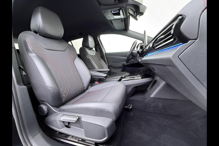 Volkswagen ID.4 GTX 4Motion 77 kWh VAN €34.900,- NU VOOR SLECHTS €30.877,- Uw LENTEVOORDEEL €4.023,-!300PK | SOH 89% | WARMTEPOMP | HEADUP DISPLAY | ACC CRUISE CONTROLE |  ELECTRISCHE TREKHAAK | MATRIX-LED-KOPLAMP (IQ.LIGHT) | STOEL + STUURWIELVERWARMING | RIJKLAAR GELEVERD MET 12 MND BOVAG GARANTIE