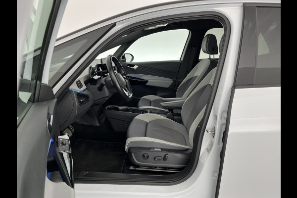 Volkswagen ID.3 First Max 58 kWh [ 3-Fase-11kW ] {SOH-89%} (INCL-BTW) *HEATPUMP | PANO | HEAD-UP | ADAPTIVE-CRUISE | IQ-LIGHTS | BLINDSPOT | CAMERA | KEYLESS | MICROFIBRE | AMBIENTLIGHT | NAVI-FULLMAP | DAB+ | ECC | HEATED-SPORTSEATS | DIGI-COCKPIT |