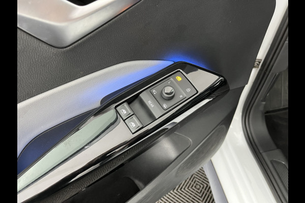 Volkswagen ID.3 First Max 58 kWh [ 3-Fase-11kW ] {SOH-89%} (INCL-BTW) *HEATPUMP | PANO | HEAD-UP | ADAPTIVE-CRUISE | IQ-LIGHTS | BLINDSPOT | CAMERA | KEYLESS | MICROFIBRE | AMBIENTLIGHT | NAVI-FULLMAP | DAB+ | ECC | HEATED-SPORTSEATS | DIGI-COCKPIT |