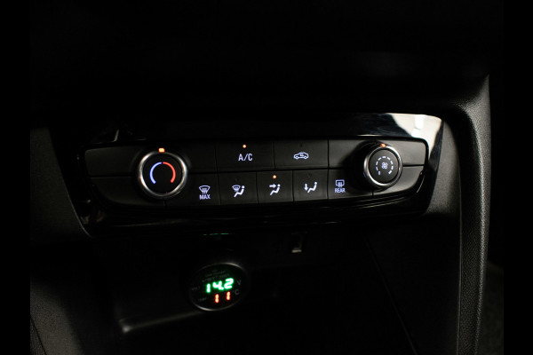 Opel Corsa 1.2 Edition Sport (APPLE CARPLAY,NAVI,PDC,CRUISE,ELEKTRISCHE RAMEN,LED,SPORTSTOELEN,LM VELGEN,NETTE STAAT)