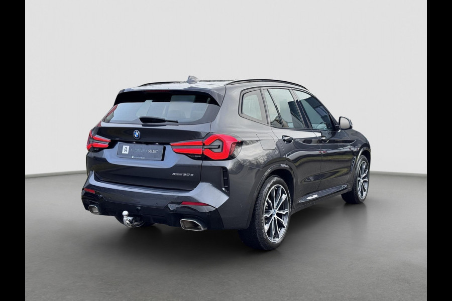 BMW X3 XDrive30e M-Sport | Pano | Elektrische stoelen | Trekhaak | Sfeerverlichting | Keyless | Carplay | Dealer onderhouden
