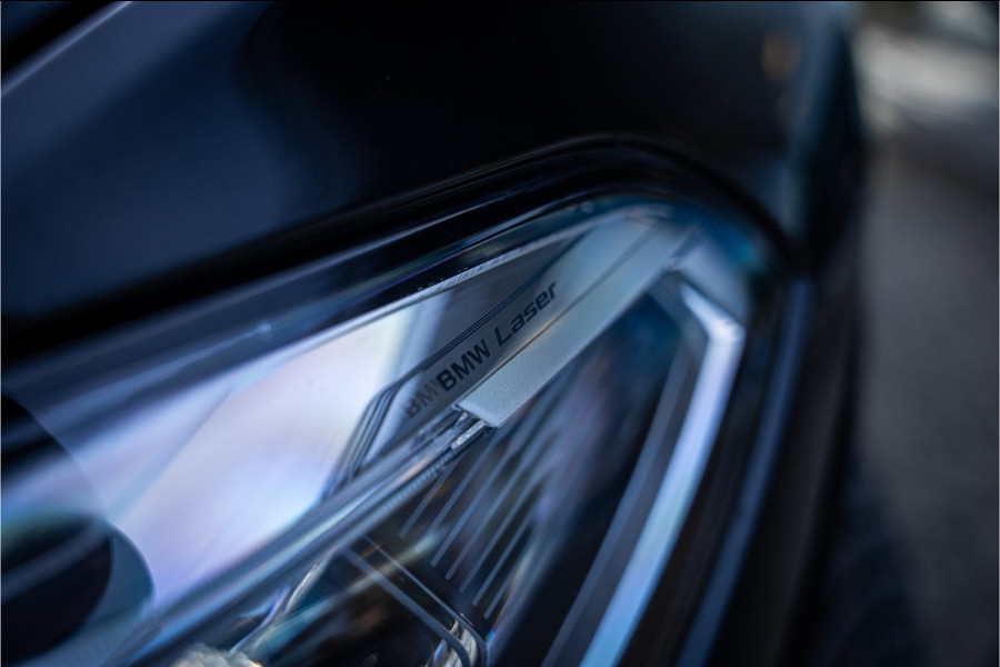 BMW X5 M Competition ** Sky Lounge ** Massage ** Trekhaak ** Laser ** Ventilatie ** 22 inch