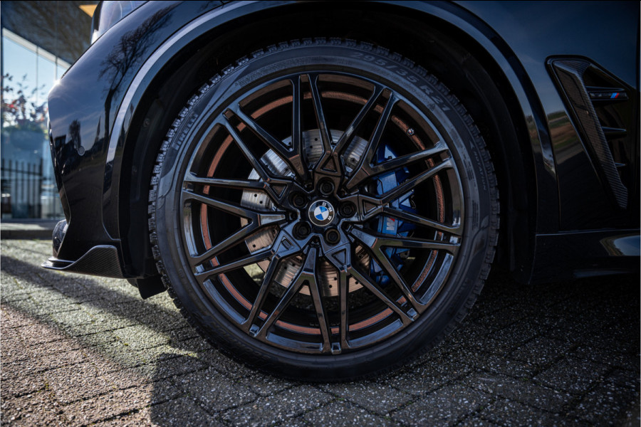 BMW X5 M Competition ** Sky Lounge ** Massage ** Trekhaak ** Laser ** Ventilatie ** 22 inch