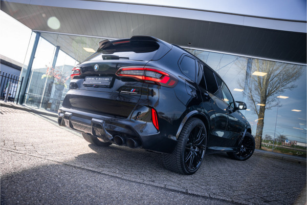 BMW X5 M Competition ** Sky Lounge ** Massage ** Trekhaak ** Laser ** Ventilatie ** 22 inch