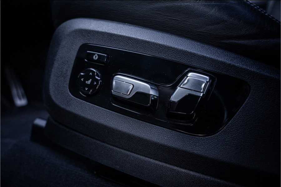 BMW X5 M Competition ** Sky Lounge ** Massage ** Trekhaak ** Laser ** Ventilatie ** 22 inch