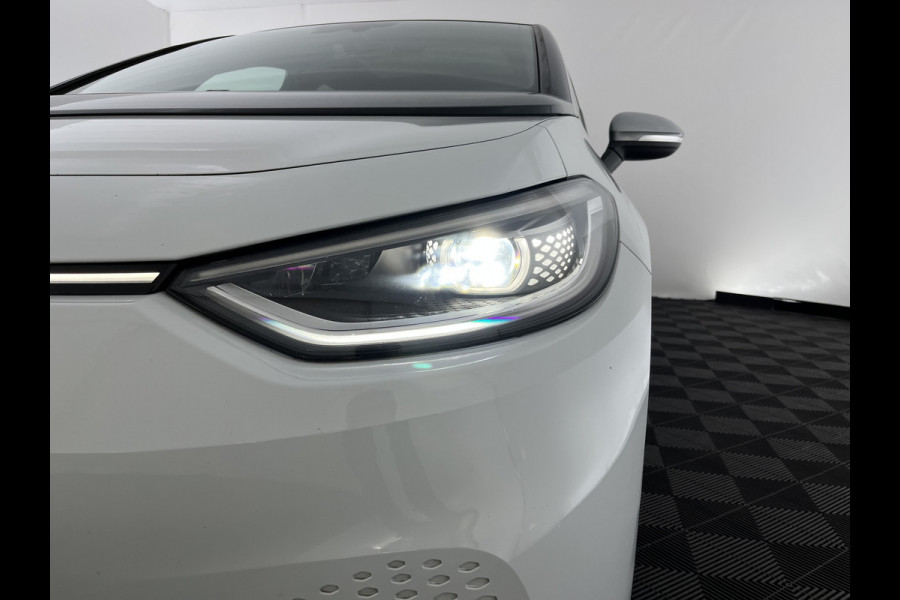 Volkswagen ID.3 First Max 58 kWh [ 3-Fase-11kW ] {SOH-89%} (INCL-BTW) *HEATPUMP | PANO | HEAD-UP | ADAPTIVE-CRUISE | IQ-LIGHTS | BLINDSPOT | CAMERA | KEYLESS | MICROFIBRE | AMBIENTLIGHT | NAVI-FULLMAP | DAB+ | ECC | HEATED-SPORTSEATS | DIGI-COCKPIT |