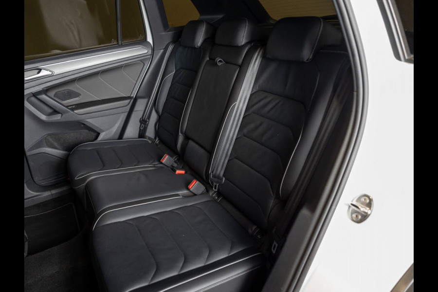 Volkswagen Tiguan 1.4 TSI eHybrid R-Line Business+ / 245pk / Trekhaak / Panorama dak / Leder /